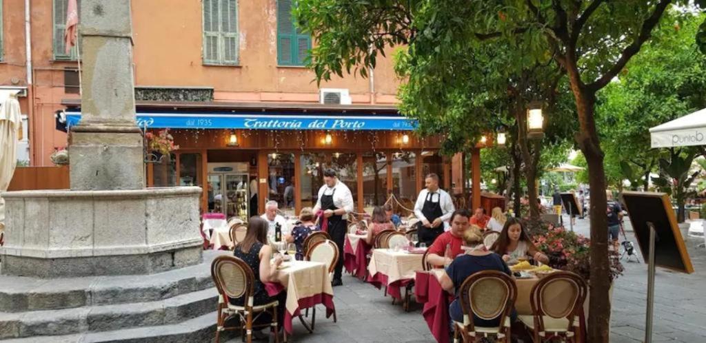 Appartamento Casa Carina Centro Citta Con Garage Privato Sanremo Esterno foto
