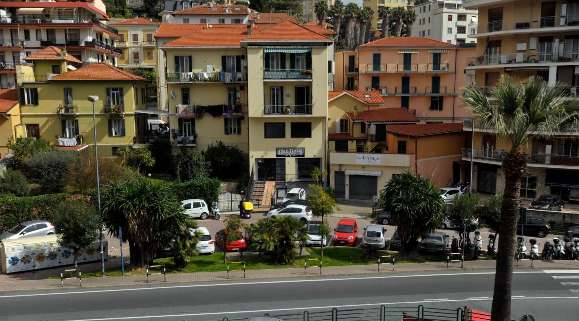 Appartamento Casa Carina Centro Citta Con Garage Privato Sanremo Esterno foto
