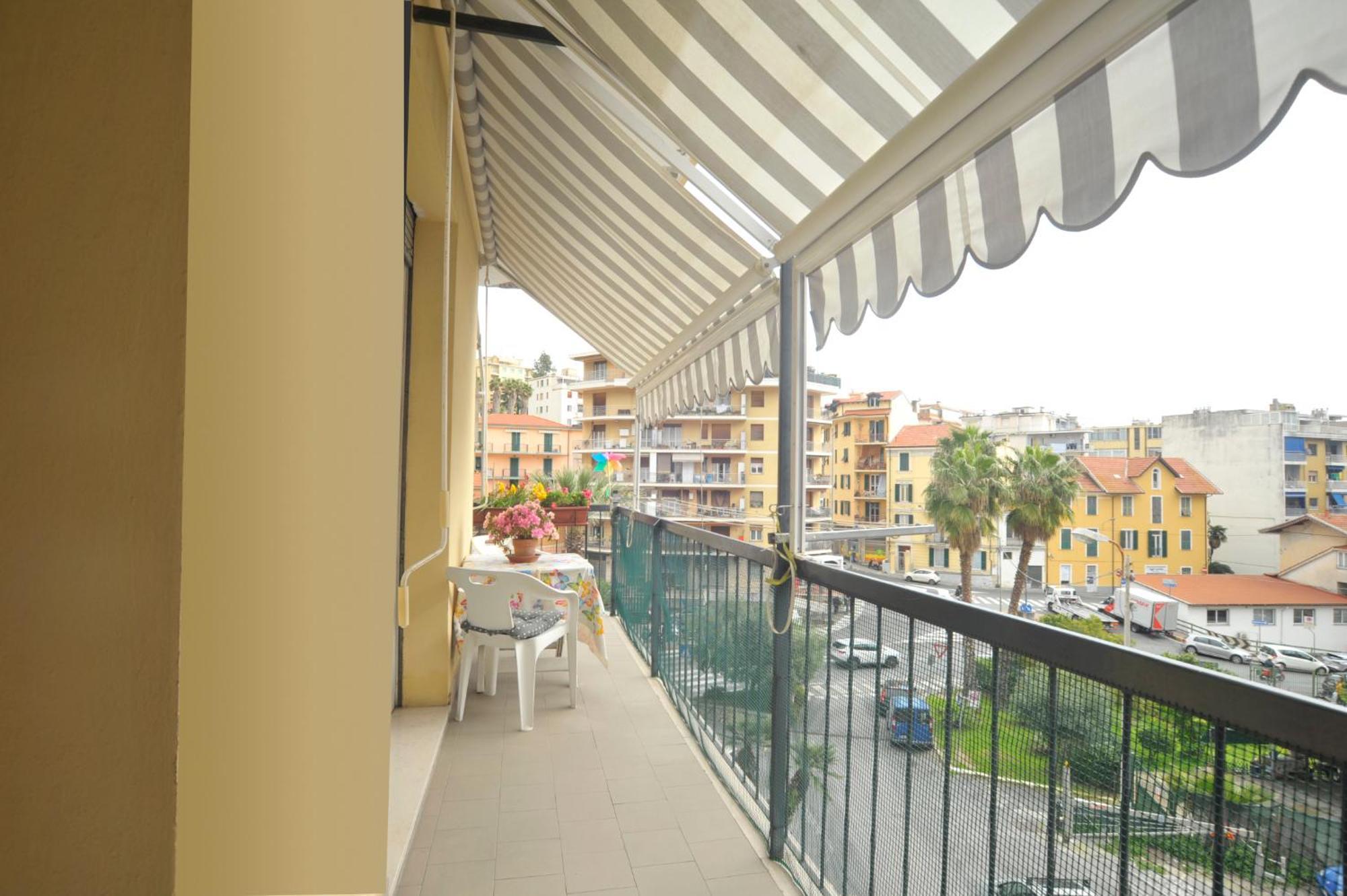Appartamento Casa Carina Centro Citta Con Garage Privato Sanremo Esterno foto