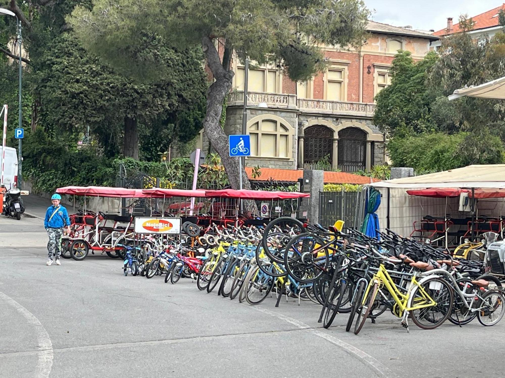 Appartamento Casa Carina Centro Citta Con Garage Privato Sanremo Esterno foto